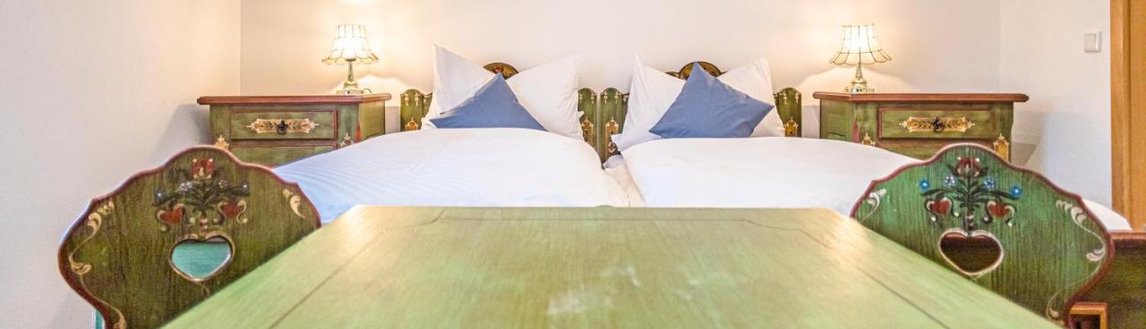 Weisses Roessl Hotel Pfreimd ภายนอก รูปภาพ